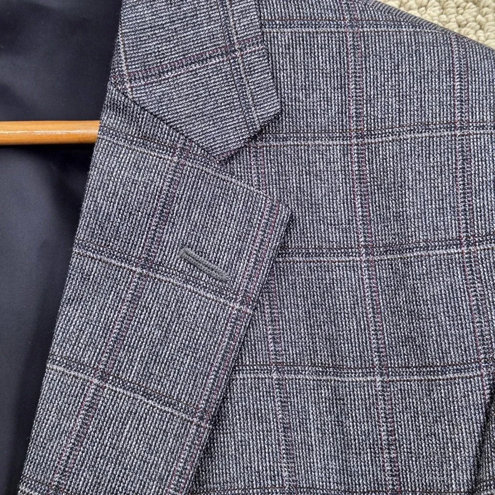 Jos A Bank Traveler's‎ Collection 42R Tailored Fit Wool Windowpane Blazer Blue